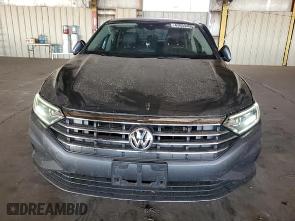 ✅ 2020 Volkswagen Jetta SEL • VIN: 3VWE57BU7LM089497 • Lot: 43639495. Listed on Copart with 42,048 mi. Free auction sales archive from the USA and detailed vehicle history report at DreamBid. Image 5.