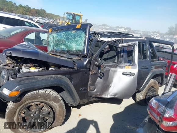 ✅ 2021 Jeep Wrangler Unlimited Sport S • VIN: 1C4HJXDG5MW606378 • Lot: 43528902. Wystawiony na IAAI z przebiegiem Nie podano. Bezpłatny archiwum sprzedaży aukcyjnych z USA i szczegółowy raport historii pojazdu na DreamBid. Zdjęcie 13.