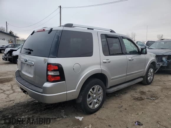 ✅ 2010 Ford Explorer Limited • VIN: 1FMEU6FE1AUA35149 • Lot: 85705104. Wystawiony na Copart z przebiegiem 219 210 mil. Bezpłatny archiwum sprzedaży aukcyjnych z USA i szczegółowy raport historii pojazdu na DreamBid. Zdjęcie 3.