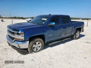 2018 Chevrolet Silverado 1500 LT z VIN 3GCPCREC4JG183865, wystawiony jako Copart lot #82456425 z przebiegiem 64 646 mil mil oraz Szkoda całkowita • Salvage title. Historia ofert i sprzedaży dostępna na DreamBid. Obrazek 1.