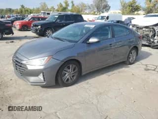 2019 Hyundai Elantra SEL с VIN 5NPD84LF4KH481958, выставлен на аукционе Copart как лот 84639675 с пробегом 163 120 миль миль и Списание • Salvage title. История ставок и продаж доступна на DreamBid. Изображение 1.
