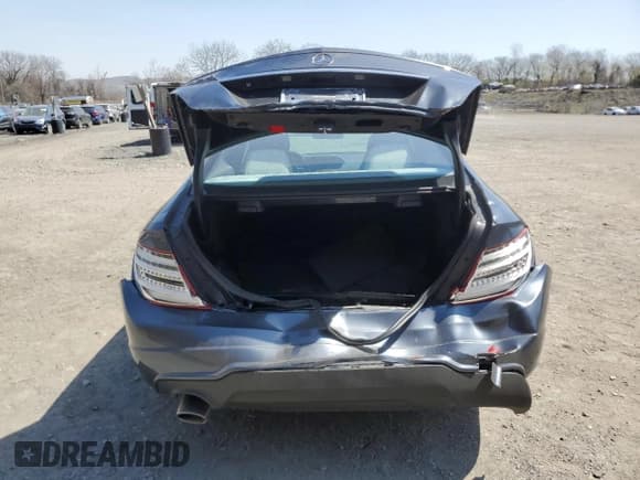 ✅ 2013 Mercedes-Benz C 250 • VIN: WDDGJ4HB4DF996985 • Lot: 53856745. Wystawiony na Copart z przebiegiem 80 198 mil. Bezpłatny archiwum sprzedaży aukcyjnych z USA i szczegółowy raport historii pojazdu na DreamBid. Zdjęcie 6.