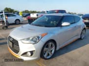 ✅ 2013 Hyundai Veloster Turbo • VIN: KMHTC6AE3DU181090 • Lot: 43024341. Wystawiony na IAAI z przebiegiem 152 140 mil. Bezpłatny archiwum sprzedaży aukcyjnych z USA i szczegółowy raport historii pojazdu na DreamBid. Zdjęcie 2.