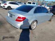 ✅ 2013 Mercedes-Benz C 300 Sport • VIN: WDDGF8AB2DG129176 • Lot: 41354986. Wystawiony na IAAI z przebiegiem 109 453 mil. Bezpłatny archiwum sprzedaży aukcyjnych z USA i szczegółowy raport historii pojazdu na DreamBid. Zdjęcie 4.