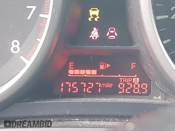 ✅ 2012 Mazda 5 Sport • VIN: JM1CW2BL8C0120745 • Lot: 42718965. Wystawiony na IAAI z przebiegiem 175 727 mil. Bezpłatny archiwum sprzedaży aukcyjnych z USA i szczegółowy raport historii pojazdu na DreamBid. Zdjęcie 15.