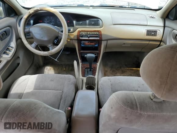 ✅ 1998 Nissan Altima XE • VIN: 1N4DL01D2WC205276 • Lot: 61791705. Wystawiony na Copart z przebiegiem 338 212 mil. Bezpłatny archiwum sprzedaży aukcyjnych z USA i szczegółowy raport historii pojazdu na DreamBid. Zdjęcie 8.