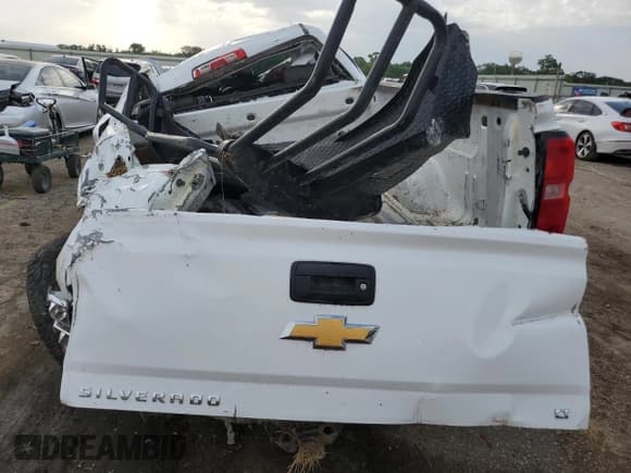 ✅ 2015 Chevrolet Silverado 2500HD LT • VIN: 1GC1KVE89FF606381 • Lot: 64994765. Listed on Copart with Not provided. Free auction sales archive from the USA and detailed vehicle history report at DreamBid. Image 6.