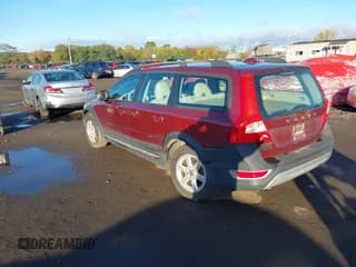 ✅ 2008 Volvo XC70 • VIN: YV4BZ982X81008103 • Lot: 43473831. Listed on IAAI with 201,129 mi. Free auction sales archive from the USA and detailed vehicle history report at DreamBid. Image 3.