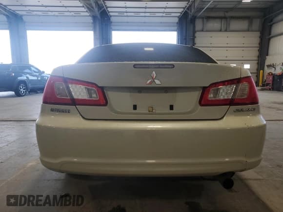 ✅ 2009 Mitsubishi Galant ES • VIN: 4A3AB36F49E015528 • Lot: 83801295. Listed on Copart with 207,567 mi. Free auction sales archive from the USA and detailed vehicle history report at DreamBid. Image 6.