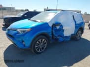 ✅ 2017 Toyota RAV4 Limited • VIN: 2T3YFREV7HW317579 • Lot: 43592925. Wystawiony na IAAI z przebiegiem 68 996 mil. Bezpłatny archiwum sprzedaży aukcyjnych z USA i szczegółowy raport historii pojazdu na DreamBid. Zdjęcie 17.