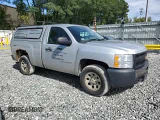 2013 Chevrolet Silverado 1500 Work Truck with VIN 1GCNKPEX4DZ389824, listed as a Copart auction lot 84293025 with 265,789 mi miles and Clean title. Bid and sale history available at DreamBid. Image 4.