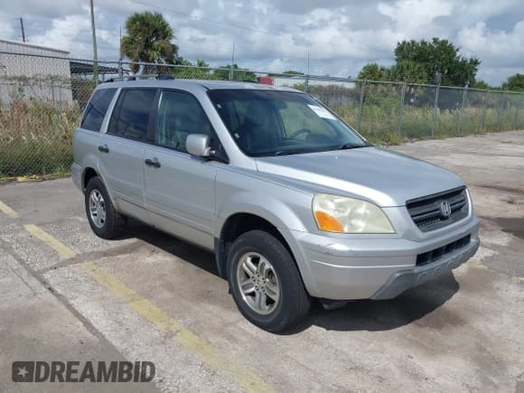 ✅ 2005 Honda Pilot EX-L • VIN: 5FNYF18625B015530 • Lot: 43385557. Wystawiony na IAAI z przebiegiem 233 529 mil. Bezpłatny archiwum sprzedaży aukcyjnych z USA i szczegółowy raport historii pojazdu na DreamBid. Zdjęcie 1.