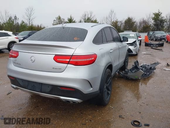 ✅ 2016 Mercedes-Benz GLE 450 AMG • VIN: 4JGED6EB6GA006988 • Lot: 41515687. Wystawiony na IAAI z przebiegiem 119 028 mil. Bezpłatny archiwum sprzedaży aukcyjnych z USA i szczegółowy raport historii pojazdu na DreamBid. Zdjęcie 4.