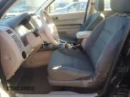 ✅ 2008 Ford Escape XLS • VIN: 1FMCU92ZX8KB03892 • Lot: 91640715. Listed on Copart with 193,469 mi. Free auction sales archive from the USA and detailed vehicle history report at DreamBid. Image 7.