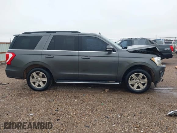 ✅ 2018 Ford Expedition XLT • VIN: 1FMJU1JT0JEA30221 • Лот: 43058421. Опубликован ранее на IAAI с пробегом 178 624 миль. Бесплатный доступ к архиву аукционных продаж из США и подробный отчёт об истории автомобиля на DreamBid. Изображение 13.