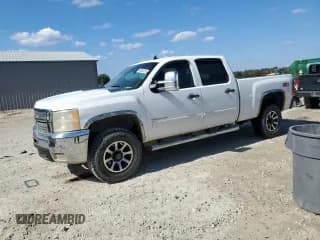 ✅ 2010 Chevrolet Silverado 2500HD LT • VIN: 1GC4KXBG6AF145959 • Лот: 92809225. Опубликован ранее на Copart с пробегом 235 747 миль. Бесплатный доступ к архиву аукционных продаж из США и подробный отчёт об истории автомобиля на DreamBid. Изображение 1.