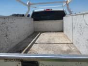 ✅ 2005 Chevrolet Silverado 2500HD Work Truck • VIN: 1GBHC24U45E226673 • Lot: 42975891. Wystawiony na IAAI z przebiegiem 254 063 mil. Bezpłatny archiwum sprzedaży aukcyjnych z USA i szczegółowy raport historii pojazdu na DreamBid. Zdjęcie 8.