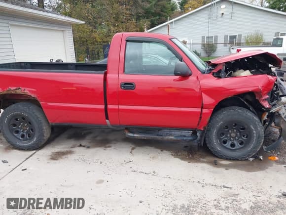 ✅ 2007 GMC Sierra 1500 Work Truck • VIN: 1GTEK14V67Z100721 • Лот: 43492368. Опубликован ранее на IAAI с пробегом 108 039 миль. Бесплатный доступ к архиву аукционных продаж из США и подробный отчёт об истории автомобиля на DreamBid. Изображение 14.