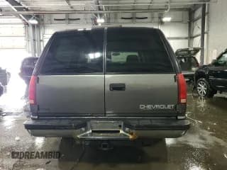 ✅ 1999 Chevrolet Suburban • VIN: 3GNFK16R8XG149091 • Lot: 71300024. Wystawiony na Copart z przebiegiem 254 044 mil. Bezpłatny archiwum sprzedaży aukcyjnych z USA i szczegółowy raport historii pojazdu na DreamBid. Zdjęcie 6.