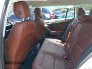 ✅ 2019 Volkswagen Golf S • VIN: 3VWH17AU5KM518869 • Lot: 42457303. Wystawiony na IAAI z przebiegiem 101 107 mil. Bezpłatny archiwum sprzedaży aukcyjnych z USA i szczegółowy raport historii pojazdu na DreamBid. Zdjęcie 8.