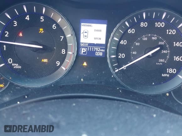 ✅ 2017 Infiniti Q70 3.7 • VIN: JN1BY1PR6HM210363 • Лот: 41578525. Опубликован ранее на IAAI с пробегом 111 792 миль. Бесплатный доступ к архиву аукционных продаж из США и подробный отчёт об истории автомобиля на DreamBid. Изображение 7.