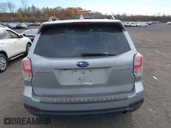 ✅ 2018 Subaru Forester Premium • VIN: JF2SJAGC7JH439728 • Lot: 43602994. Wystawiony na IAAI z przebiegiem 135 118 mil. Bezpłatny archiwum sprzedaży aukcyjnych z USA i szczegółowy raport historii pojazdu na DreamBid. Zdjęcie 16.