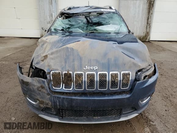 ✅ 2020 Jeep Cherokee Limited • VIN: 1C4PJMDN1LD622175 • Lot: 61501645. Listed on Copart with 39,397 mi. Free auction sales archive from the USA and detailed vehicle history report at DreamBid. Image 5.