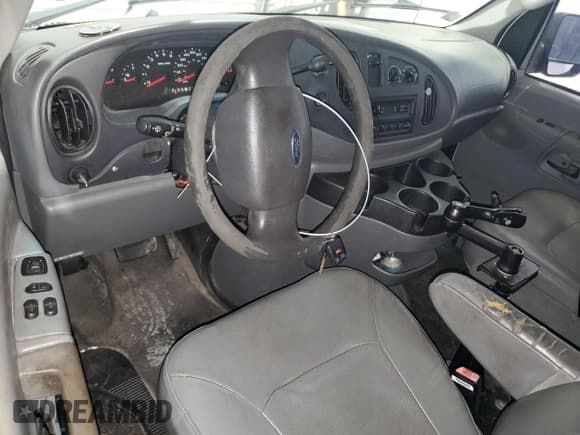 ✅ 2006 Ford Econoline Cargo • VIN: 1FTNE24L16DA80305 • Lot: 44340445. Listed on Copart with 329,421 mi. Free auction sales archive from the USA and detailed vehicle history report at DreamBid. Image 8.