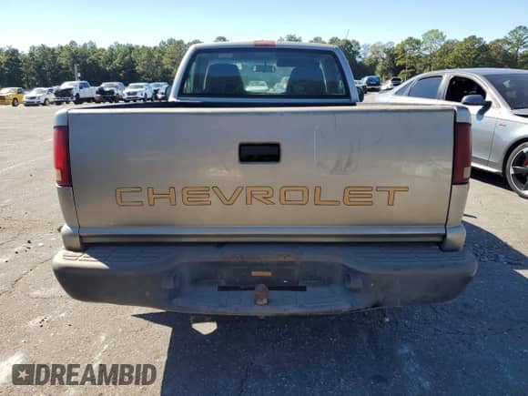 2002 Chevrolet S-10 LS с VIN 1GCCS145628257655, выставлен на аукционе Copart как лот 76346974 с пробегом 270 231 миль миль и Списание • Salvage title. История ставок и продаж доступна на DreamBid. Изображение 6.