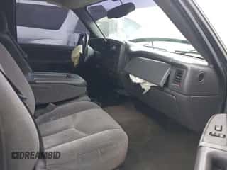 2007 Chevrolet Silverado 1500 LT1 z VIN 1GCEC19V67Z104435, wystawiony jako IAAI lot #43463939 z przebiegiem 203 245 mil mil oraz . Historia ofert i sprzedaży dostępna na DreamBid. Obrazek 5.