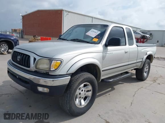 ✅ 2002 Toyota Tacoma PreRunner • VIN: 5TESN92N62Z024703 • Lot: 42511872. Listed on IAAI with 287,828 mi. Free auction sales archive from the USA and detailed vehicle history report at DreamBid. Image 2.