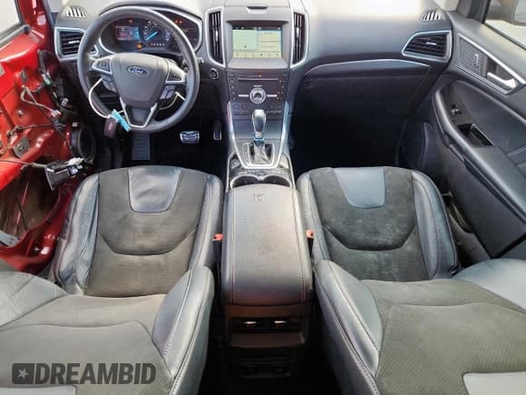 ✅ 2017 Ford Edge Sport • VIN: 2FMPK4AP3HBC21691 • Lot: 92956995. Wystawiony na Copart z przebiegiem 137 839 mil. Bezpłatny archiwum sprzedaży aukcyjnych z USA i szczegółowy raport historii pojazdu na DreamBid. Zdjęcie 8.