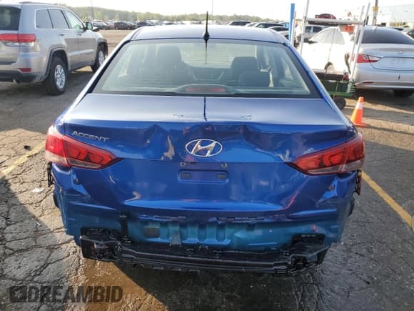 ✅ 2018 Hyundai Accent SEL • VIN: 3KPC24A30JE005960 • Лот: 68271394. Опубликован ранее на Copart с пробегом 93 627 миль. Бесплатный доступ к архиву аукционных продаж из США и подробный отчёт об истории автомобиля на DreamBid. Изображение 6.