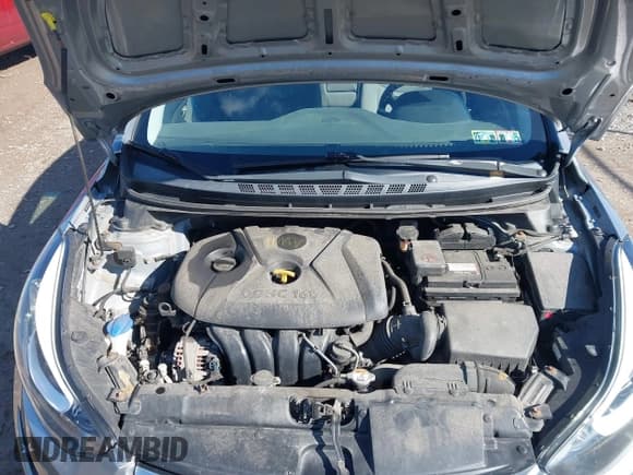 ✅ 2016 Hyundai Elantra SE • VIN: 5NPDH4AE0GH664856 • Lot: 43589845. Listed on IAAI with 159,288 mi. Free auction sales archive from the USA and detailed vehicle history report at DreamBid. Image 10.