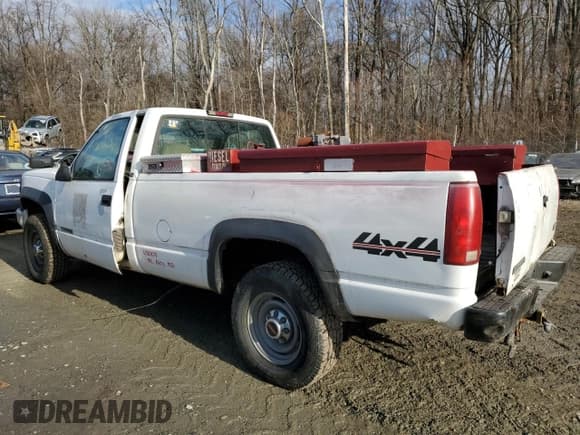 ✅ 1998 GMC Sierra 3500 • VIN: 1GTHK34R2WF001731 • Lot: 88238095. Listed on Copart with 227,362 mi. Free auction sales archive from the USA and detailed vehicle history report at DreamBid. Image 2.