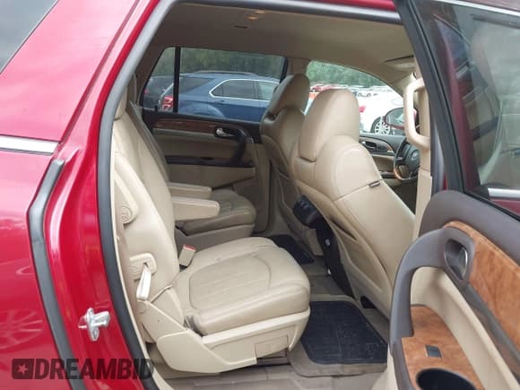 ✅ 2012 Buick Enclave Leather • VIN: 5GAKVCEDXCJ321213 • Lot: 43346228. Wystawiony na IAAI z przebiegiem 165 023 mil. Bezpłatny archiwum sprzedaży aukcyjnych z USA i szczegółowy raport historii pojazdu na DreamBid. Zdjęcie 8.