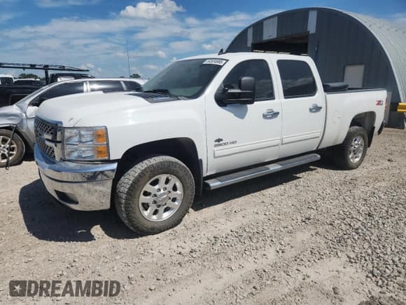 ✅ 2012 Chevrolet Silverado 2500HD LT • VIN: 1GC1KXC83CF238905 • Lot: 64504695. Wystawiony na Copart z przebiegiem 195 519 mil. Bezpłatny archiwum sprzedaży aukcyjnych z USA i szczegółowy raport historii pojazdu na DreamBid. Zdjęcie 1.