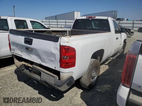 ✅ 2007 Chevrolet Silverado 2500HD 1LT • VIN: 1GCHC24K67E523960 • Лот: 68920995. Опубликован ранее на Copart с пробегом 259 706 миль. Бесплатный доступ к архиву аукционных продаж из США и подробный отчёт об истории автомобиля на DreamBid. Изображение 3.