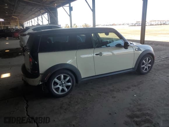 ✅ 2010 MINI Clubman • VIN: WMWML3C50ATX37892 • Lot: 59813515. Wystawiony na Copart z przebiegiem 98 099 mil. Bezpłatny archiwum sprzedaży aukcyjnych z USA i szczegółowy raport historii pojazdu na DreamBid. Zdjęcie 3.