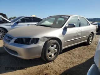 1999 Honda Accord EX with VIN 1HGCG1654XA010134, listed as a Copart auction lot 67599455 with 263,752 mi miles and Salvage title. Bid and sale history available at DreamBid. Image 1.