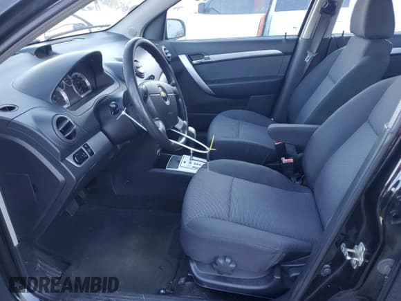 ✅ 2010 Chevrolet Aveo 1LT • VIN: KL1TD5DE2AB113272 • Lot: 42394965. Wystawiony na Copart z przebiegiem 113 106 mil. Bezpłatny archiwum sprzedaży aukcyjnych z USA i szczegółowy raport historii pojazdu na DreamBid. Zdjęcie 7.