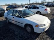 ✅ 1995 Honda Civic DX • VIN: JHMEG8644SS031719 • Lot: 87612155. Wystawiony na Copart z przebiegiem 151 354 mil. Bezpłatny archiwum sprzedaży aukcyjnych z USA i szczegółowy raport historii pojazdu na DreamBid. Zdjęcie 4.