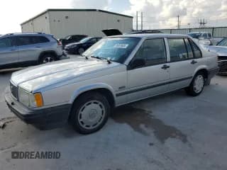 ✅ 1994 Volvo 900 Action • VIN: YV1JS831XR1164147 • Lot: 70037624. Wystawiony na Copart z przebiegiem 194 245 mil. Bezpłatny archiwum sprzedaży aukcyjnych z USA i szczegółowy raport historii pojazdu na DreamBid. Zdjęcie 1.