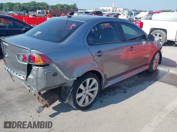 ✅ 2014 Mitsubishi Lancer GT • VIN: JA32U8FW6EU016922 • Lot: 42986837. Wystawiony na IAAI z przebiegiem 61 821 mil. Bezpłatny archiwum sprzedaży aukcyjnych z USA i szczegółowy raport historii pojazdu na DreamBid. Zdjęcie 4.