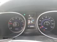 ✅ 2015 Hyundai Santa Fe Limited • VIN: KM8SN4HF7FU094904 • Лот: 86193944. Опубликован ранее на Copart с пробегом 223 006 миль. Бесплатный доступ к архиву аукционных продаж из США и подробный отчёт об истории автомобиля на DreamBid. Изображение 9.