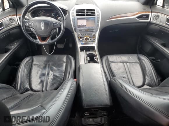 ✅ 2020 Lincoln MKZ Reserve • VIN: 3LN6L5E93LR614238 • Lot: 59357035. Wystawiony na Copart z przebiegiem 81 810 mil. Bezpłatny archiwum sprzedaży aukcyjnych z USA i szczegółowy raport historii pojazdu na DreamBid. Zdjęcie 8.