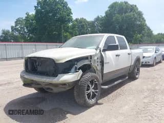 ✅ 2009 Dodge 1500 SLT • VIN: 1D3HB13P19S750446 • Lot: 42418275. Wystawiony na IAAI z przebiegiem 251 093 mil. Bezpłatny archiwum sprzedaży aukcyjnych z USA i szczegółowy raport historii pojazdu na DreamBid. Zdjęcie 2.