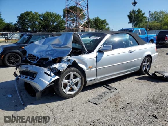 ✅ 2002 BMW 3 Series 325Ci • VIN: WBABS33422PG84014 • Lot: 70454745. Listed on Copart with 74,293 mi. Free auction sales archive from the USA and detailed vehicle history report at DreamBid. Image 1.