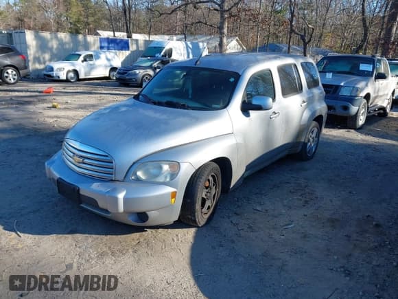 ✅ 2010 Chevrolet HHR 1LT • VIN: 3GNBABDBXAS619946 • Lot: 41174440. Listed on IAAI with 172,939 mi. Free auction sales archive from the USA and detailed vehicle history report at DreamBid. Image 2.