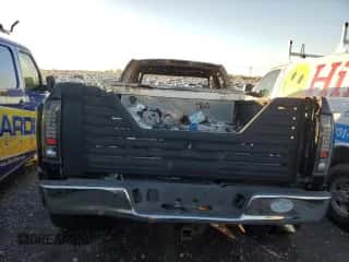 2003 Dodge 3500 ST с VIN 3D7MU48CX3G826727, выставлен на аукционе Copart как лот 79767784 с пробегом Не указан миль и На запчасти • Non repairable. История ставок и продаж доступна на DreamBid. Изображение 6.